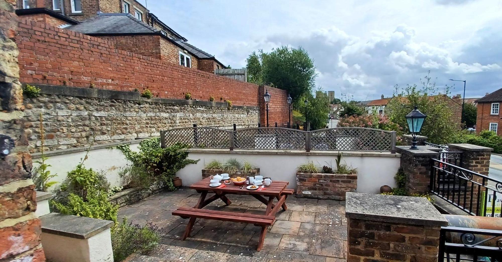 Central Ripon Apartment - View Of The Cathedral! Exteriör bild